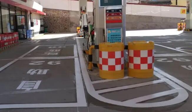 加油站消防通道劃線要求,加油站場地劃線標準? 加油站消防通道劃線要求,加油站場地劃線標準?
