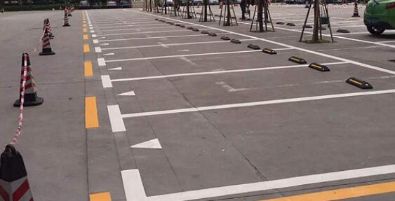 蘇州車位劃線分析，探秘醫院地下車場具備的等級條件與安全保障